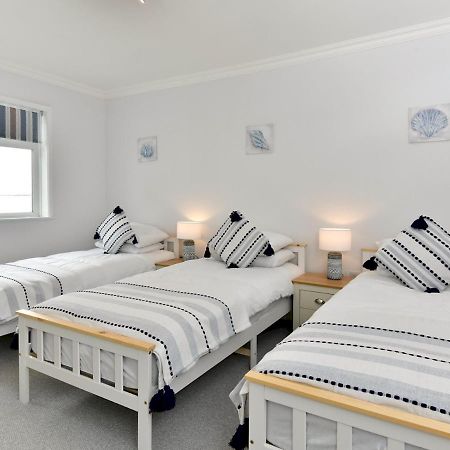 Villa Pass The Keys Newly Refurbished Modern Bungalow - Pets Welcome à Swansea Extérieur photo