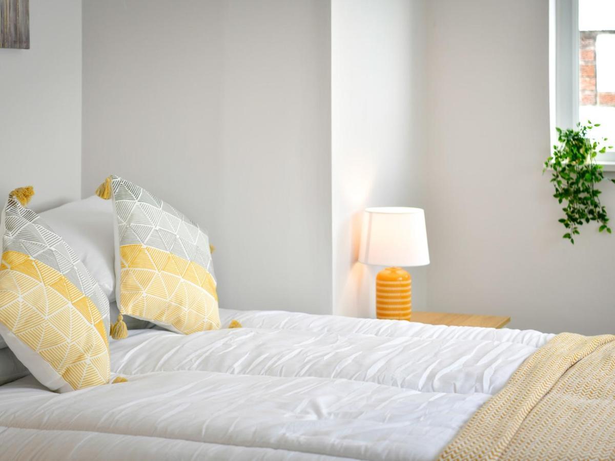 Villa Pass The Keys Newly Refurbished Modern Bungalow - Pets Welcome à Swansea Extérieur photo