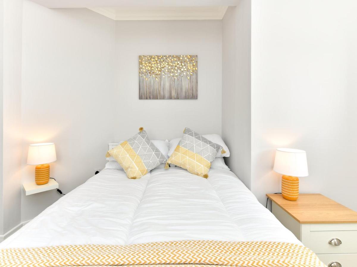 Villa Pass The Keys Newly Refurbished Modern Bungalow - Pets Welcome à Swansea Extérieur photo