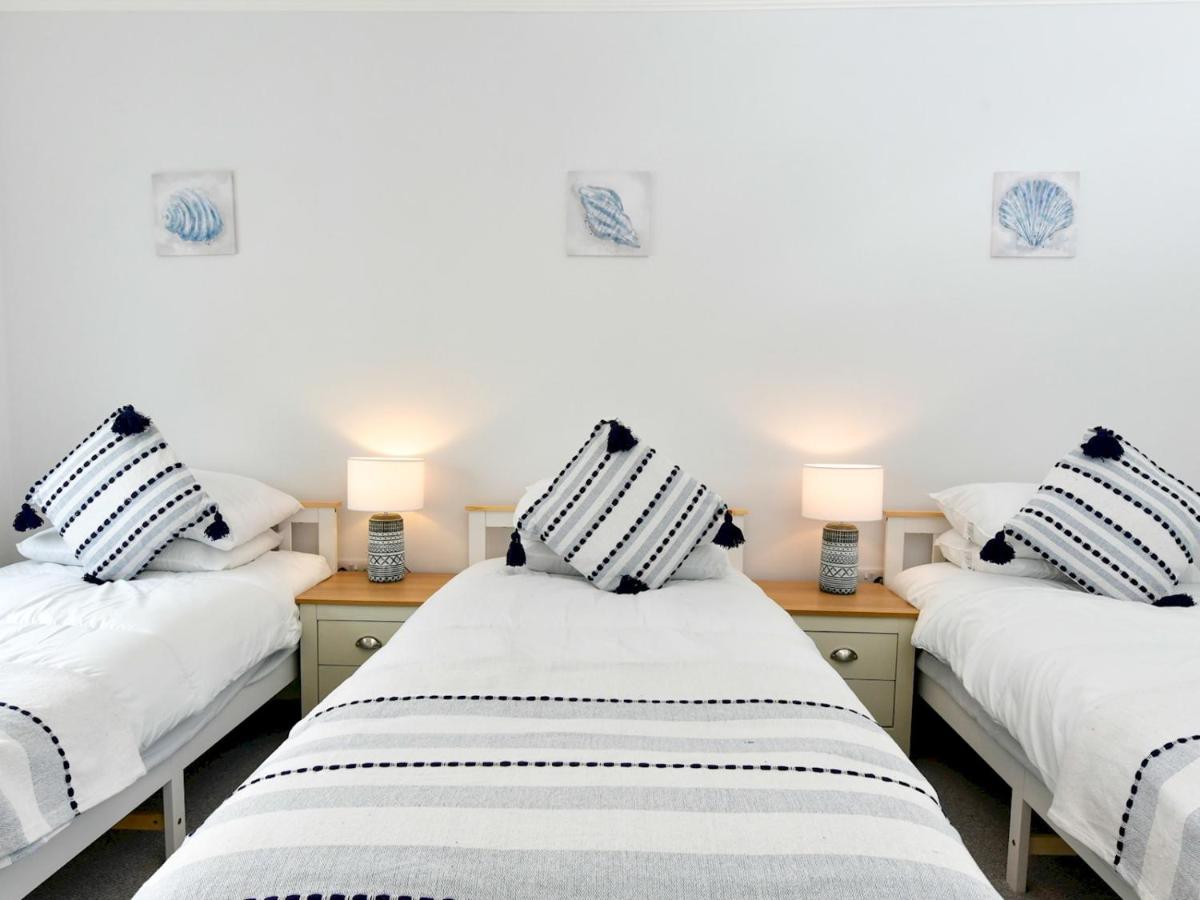 Villa Pass The Keys Newly Refurbished Modern Bungalow - Pets Welcome à Swansea Extérieur photo